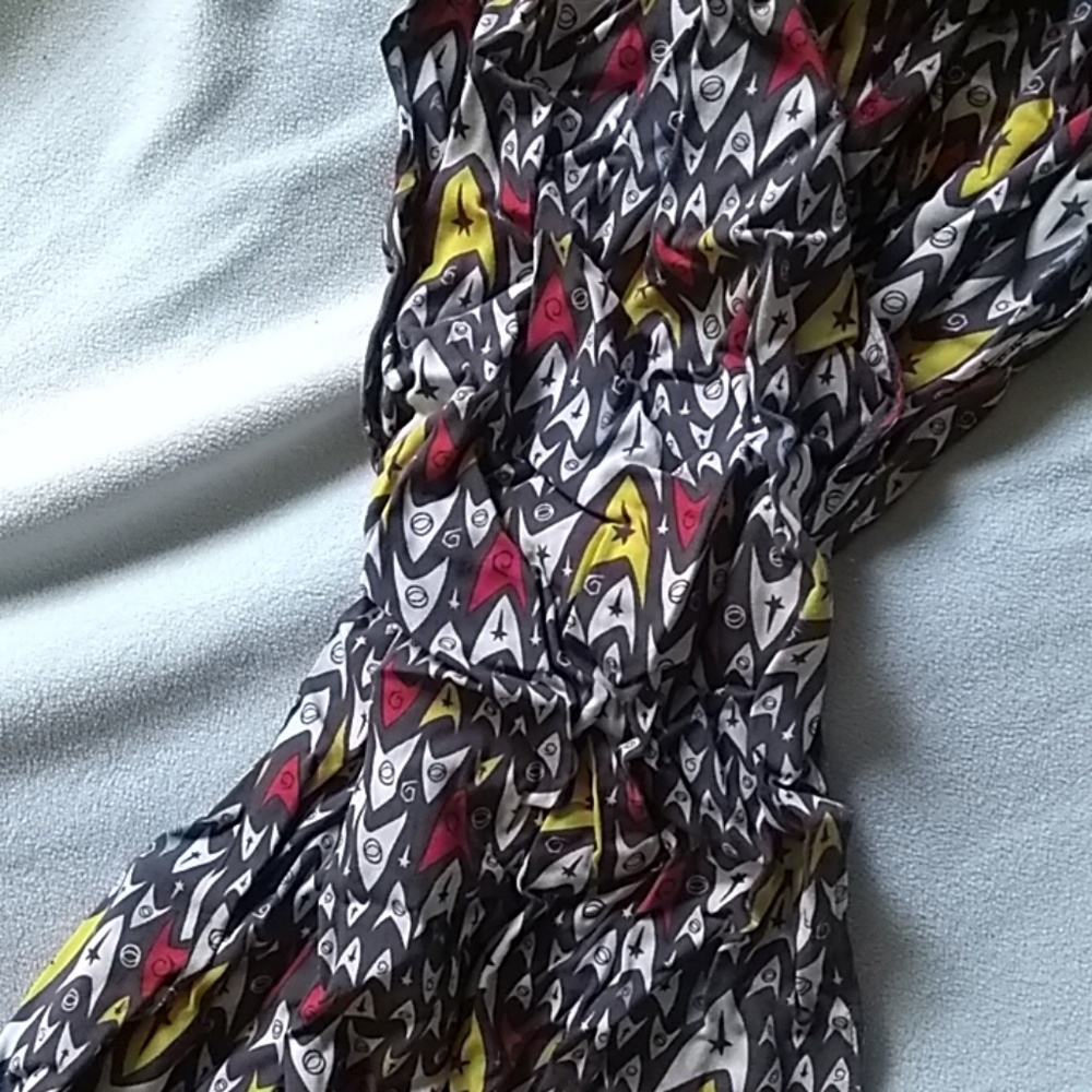 Star Trek infinity scarf
